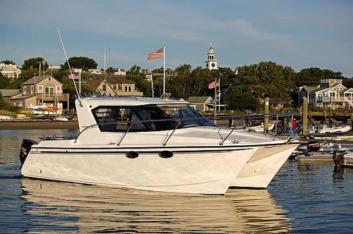 Lancha Cabin Cruiser catamarã - EXPRESS 30 - ArrowCat Marine - com motor de popa / com hard-top / de pesca esportiva