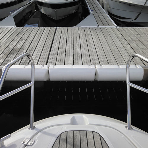 Defensa para marina - MBF150 - POLYFORM - de píer / de canto / Dropstitch
