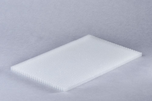 Material de núcleo alveolar em policarbonato - Cel Components s.r.l. 