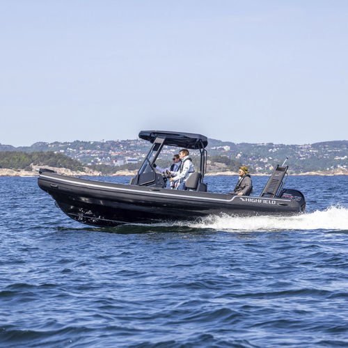 Barco inflável com motor de popa - SP 660 - HIGHFIELD BOATS - semirrígido / com console central / open