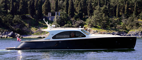 Iate a motor tipo lobster - Legend 54 - Seven Seas Yachts - com casa do leme / com casco de deslocamento