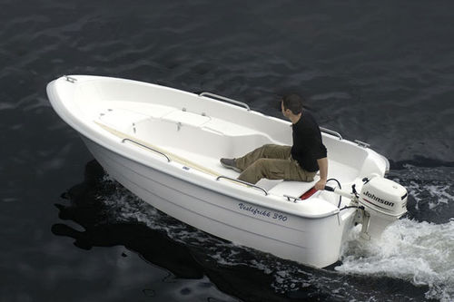 Bote com motor de popa - 380 - Mazury Sp. z o.o.  - open / para pesca / de lazer