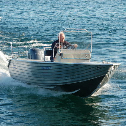 Lancha de console central com motor de popa - MANITOU 17' - Henley Boats™ - com console lateral / com console dupla / em alumínio