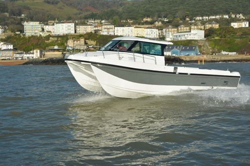 Barco de pesca-passeio catamarã - Andy O - Cheetah Marine - com motor de popa / bimotor / com casa do leme