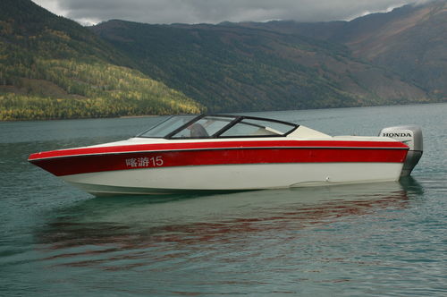 Lancha de proa aberta com motor de popa - YB-760 - Changzhou Youbang Boat Co., Ltd. - com console dupla / open / máx. 12 pessoas