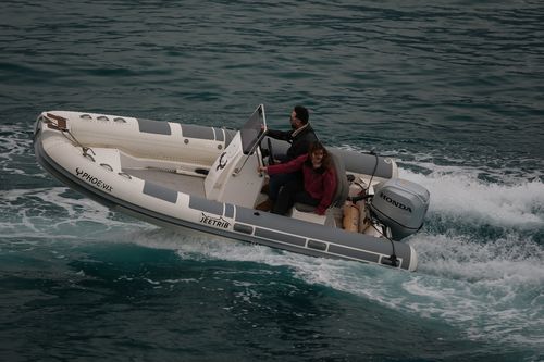 Barco inflável com motor de popa - JEETRIB JR-F-465-SC - Polat Marine Boat Production Company - semirrígido / open / com console lateral
