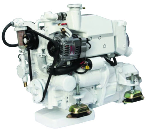 Motor de centro - LP 212 - Ghisellini Srl - a diesel / para embarcação de recreio / de injeção indireta