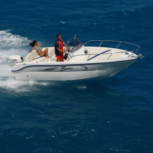 Lancha walkaround com motor de popa - 615 Wa - SAVER  S.R.L. - com console central / máx. 7 pessoas / com cabine