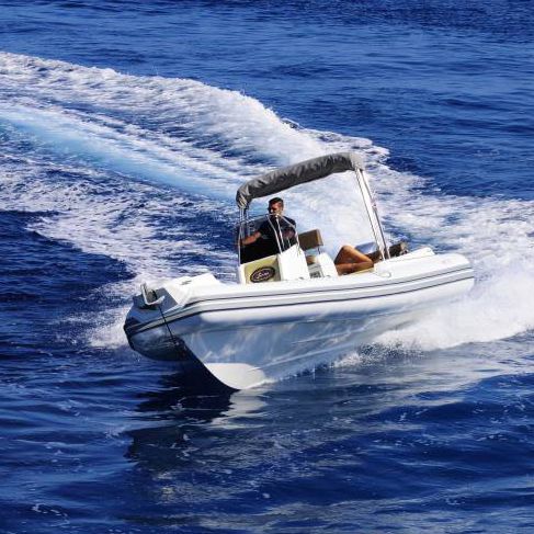 Barco inflável com motor de popa - MG 710 - SAVER  S.R.L. - semirrígido / com console central / máx. 18 pessoas