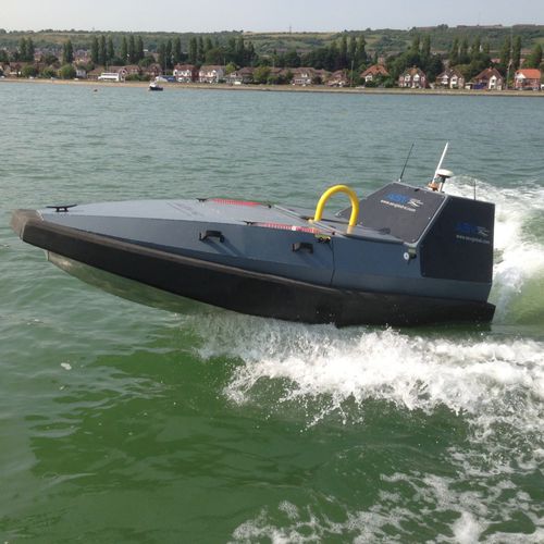 Drone marítimo de patrulha - C-Target 3  - Autonomous Surface Vehicles, UK - autônomo