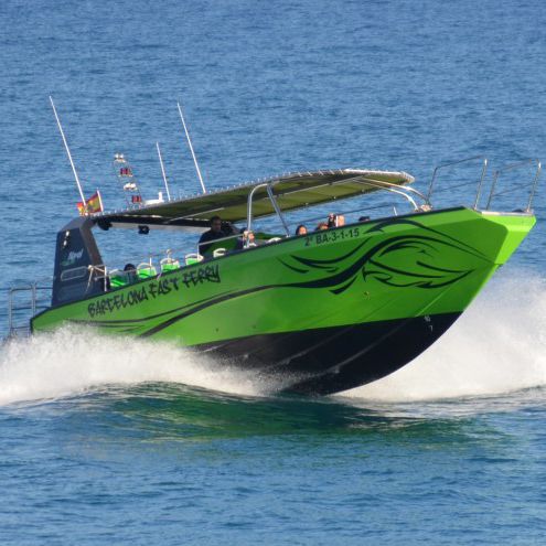 Barco profissional barco de turismo - BARCELONA FAST FERRY - Drassanes Dalmau, S.A - com motor de centro