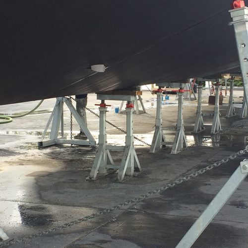 Cavalete de apoio para barco a motor - TAR2T 40 h. 16/24 - Naval Tecno Sud - ajustável / para quilha / galvanizado