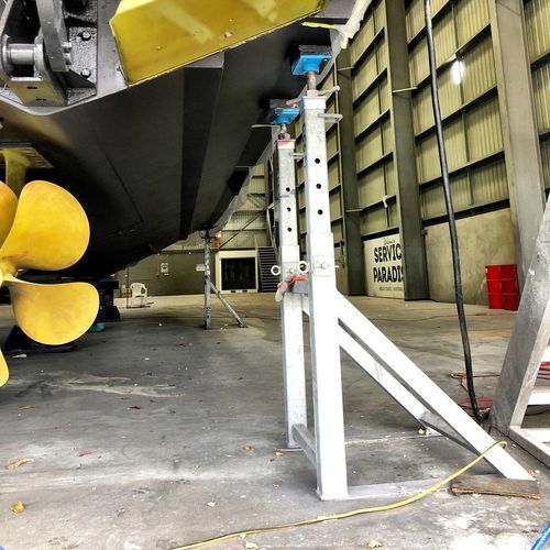 Berço de apoio para barco a motor - CV2T Ton. 15+15 h. 18/30 - Naval Tecno Sud - ajustável / fixo