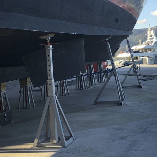 Cavalete de apoio para quilha - TAR2T+CV - Naval Tecno Sud - para barco / ajustável / vertical