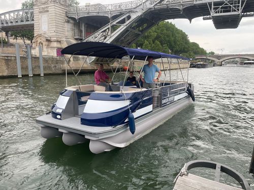 Pontoon boat multicasco - Funlounger 8.5 - Swiss-Boats AG - com motor de popa / elétrico / bimotor