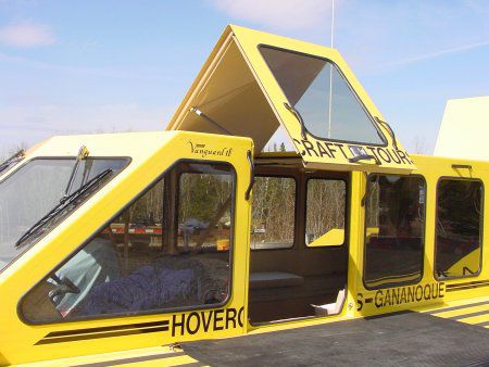 Hovercraft da linha comercial - Vanguard 18 - Vanair Hovercraft - para transporte de passageiros