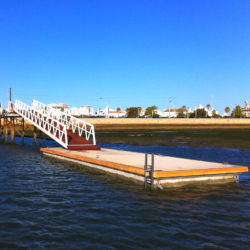 Píer flutuante - PFC 3012 - Lindley Marinas - de atracação / para marina / para porto