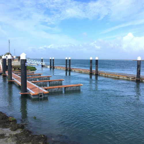 Guia de estaca em aço - Lindley Marinas - para píer