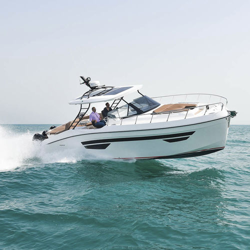 Lancha Express Cruiser com motor de popa - ORYX 379 - SMART OWN - trimotor / open / soft-top