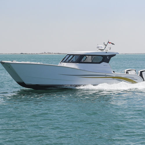 Lancha de console central catamarã - SilverCat 34HT - SMART OWN - com motor de popa / bimotor / com hard-top