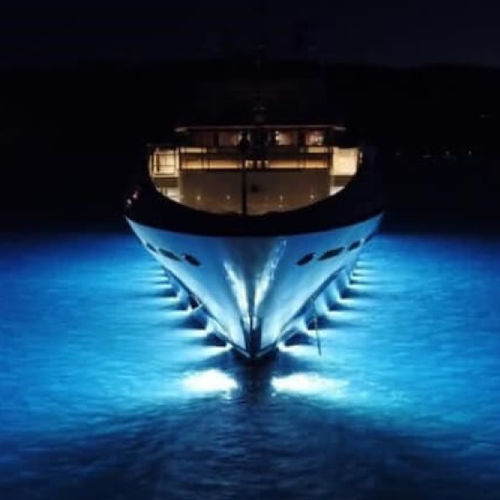 Iluminação subaquática para iate - Luxury - Totallux B.V - de LED / passa-casco