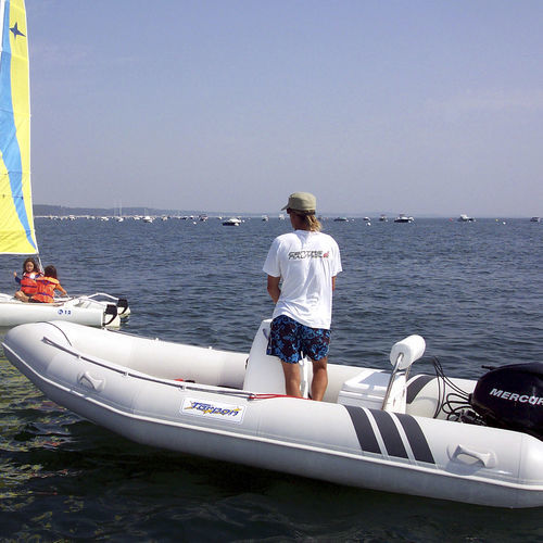 Barco inflável com motor de popa - PL-35	 - TarponPro - semirrígido / open / com console central