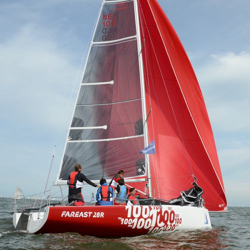 Veleiro esportivo com quilha - 28R One Design - Fareast Boats - de regata / com quilha retrátil / com gurupés