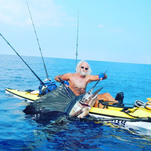 Caiaque aberto - Fisha 500 - Stealth Kayaks Europe - de pesca / para adulto / individual