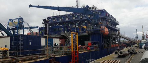 Guindaste telescópico - YMV CRANE AND WINCH SYSTEMS - com lança / com lança articulada / com lança direita
