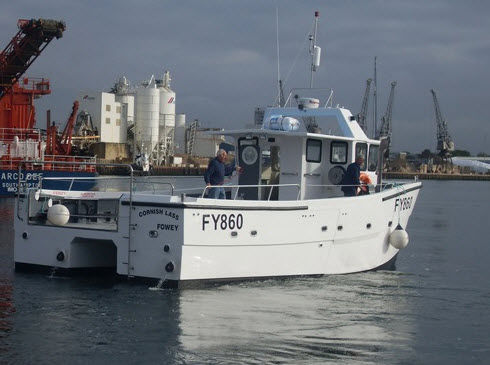 Barco profissional barco de pesca profissional - Cornish Lass - Catapult Catamarans Marine Projects Ltd - catamarã / com motor de centro