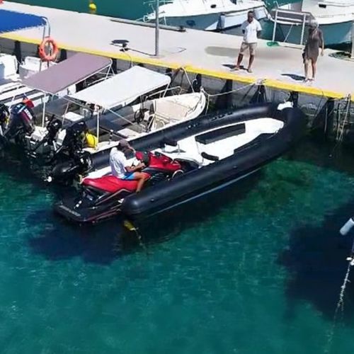 Barco inflável com propulsão por jet-ski - Hydrofun LTD - para pesca / máx. 8 pessoas / com solário