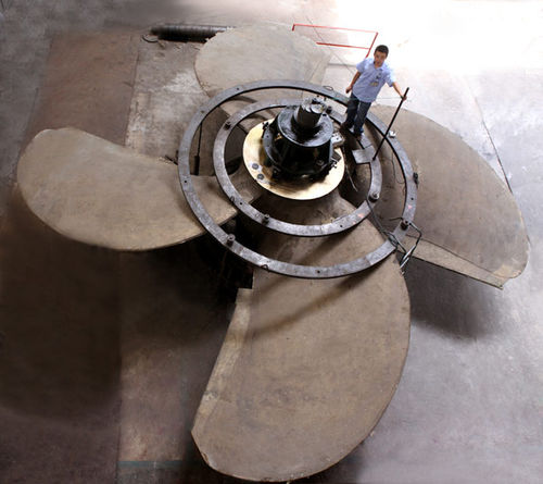 Hélice para navio - Chongqing Guanheng Technology & Development - de passo fixo / com linha de eixo / 4 pás