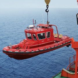Barco profissional barco salva-vidas - Artic-850 - Uniworkboats SIA - com motor de centro / a diesel / em alumínio