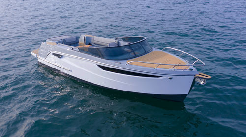 Lancha Cabin Cruiser com motor de centro - 23  - ALFASTREET YACHTS - a diesel / de gasolina / com casco de planeio