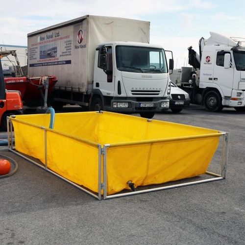 Tanque para água - 4 - New Naval Ltd. - de hidrocarbonetos / de armazenamento temporário / com moldura