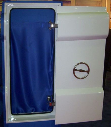 Porta para iate - SM Krom Yat ve Gemi Ekipmanlari Tas. San. Tic. Ltd. Sti. - com dobradiças pantográficas / em aço inoxidável / em alumínio