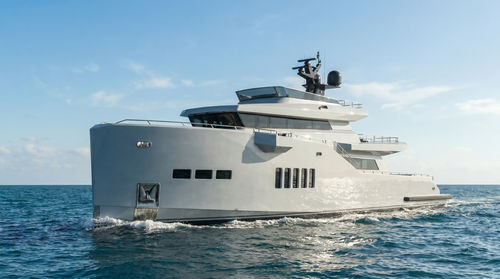 Iate a motor de cruzeiro - BY24M  - Brizo Yachts - offshore / trawler / com flybridge