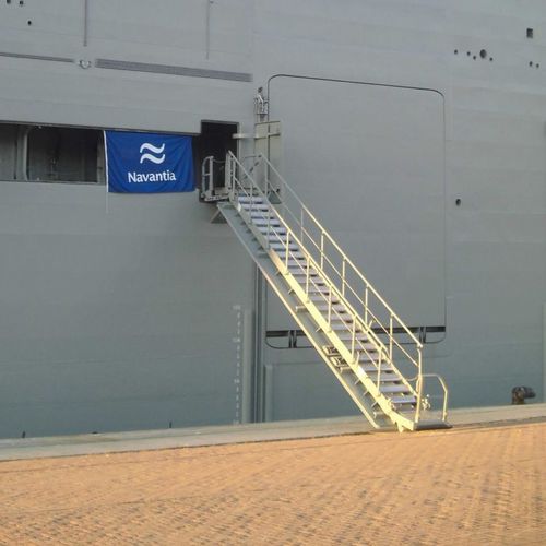 Passarela de embarque para navio - AISTER ALUMINIUM SHIPYARD - telescópica / retrátil / em alumínio