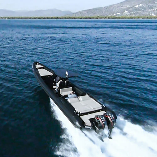 Barco inflável com motor de popa - 41 R - Marvel - bimotor / semirrígido / open