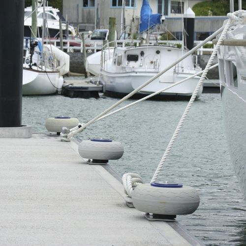 Defensa para marina - Straight - Marinaquip Ltd - para cais / de píer / para plataforma