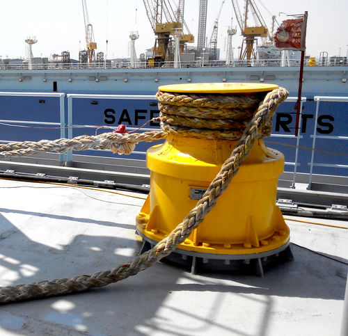 Cabrestante para navio - DMT MARINE EQUIPMENT SA