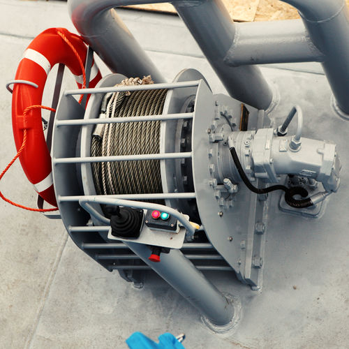 Guincho para navio - DMT MARINE EQUIPMENT SA - para rebocador / para barco / para fixação de carga