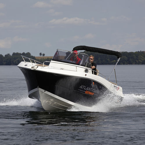 Lancha Cabin Cruiser com motor de popa - 750 - Atlantic Marine - open / esportiva / máx. 12 pessoas