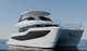 lancha Express Cruiser catamarã / com motor de centro / bimotor / com flybridge